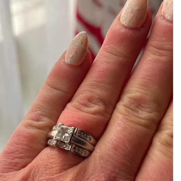 1 Carat Princess Cut Solitaire Natural Diamond Engagement Ring & Wedding Band - Picture 3 of 16